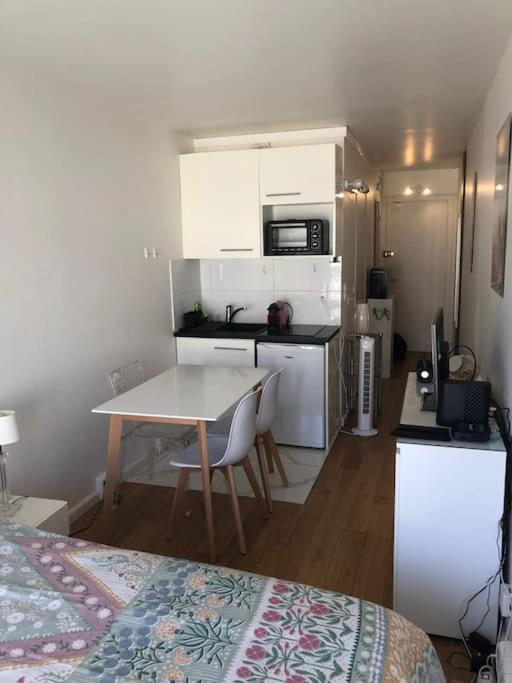 Nice Flat St Germain En Laye Centre 30 Minutes To Paris Сен Жермен ан Ле Екстериор снимка